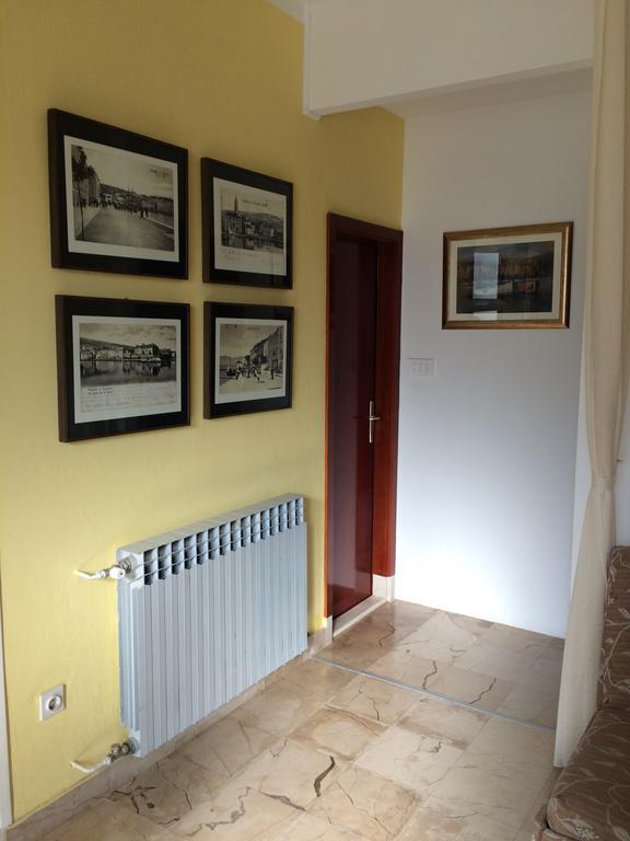 Apartment Get Supetar Rum bild